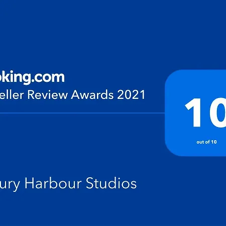 アパート Luxury Harbour *