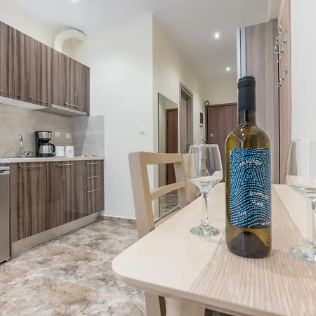 Luxury Harbour Apartament *