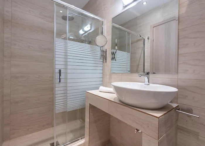 Luxury Harbour سالونيك